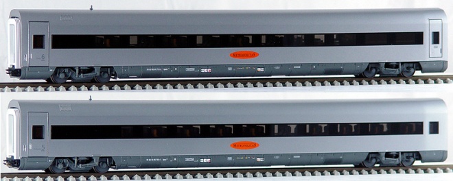 METROPOLITAN train set (Set 3)<br /><a href='images/pictures/LS_Models/46044.jpg' target='_blank'>Full size image</a>